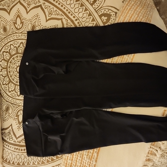SOLD Pair of Lululemon Yoga Pants Rare Size 14 (New without tags) - Picture 6 of 7
